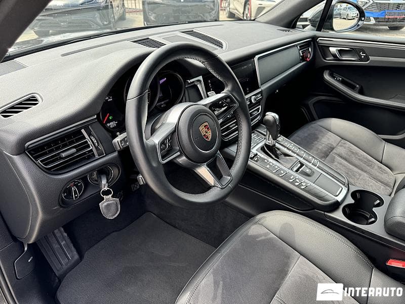 2019 Porsche Macan — Miniatură 10