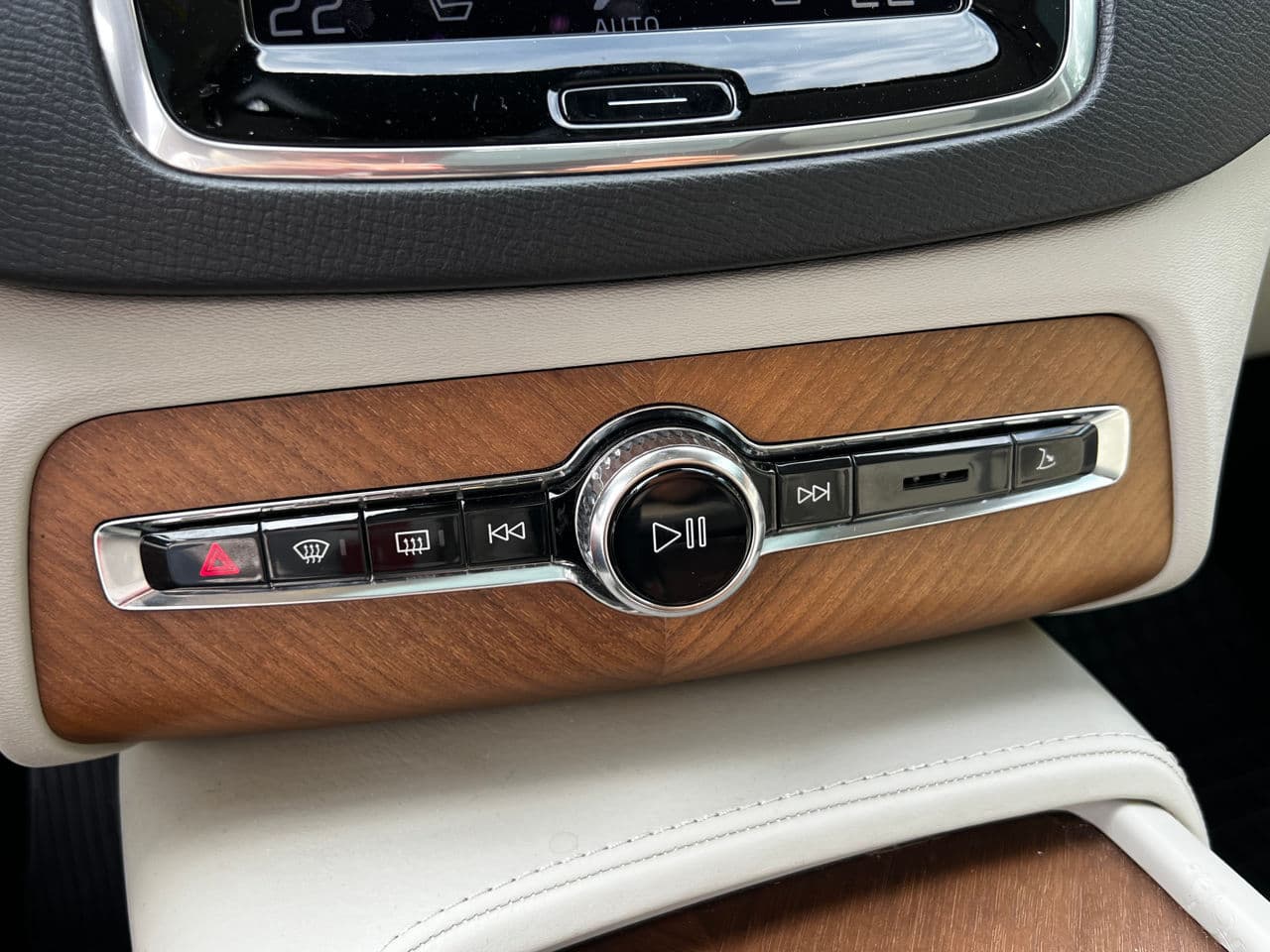 2017 Volvo XC 90 — Miniatură 13