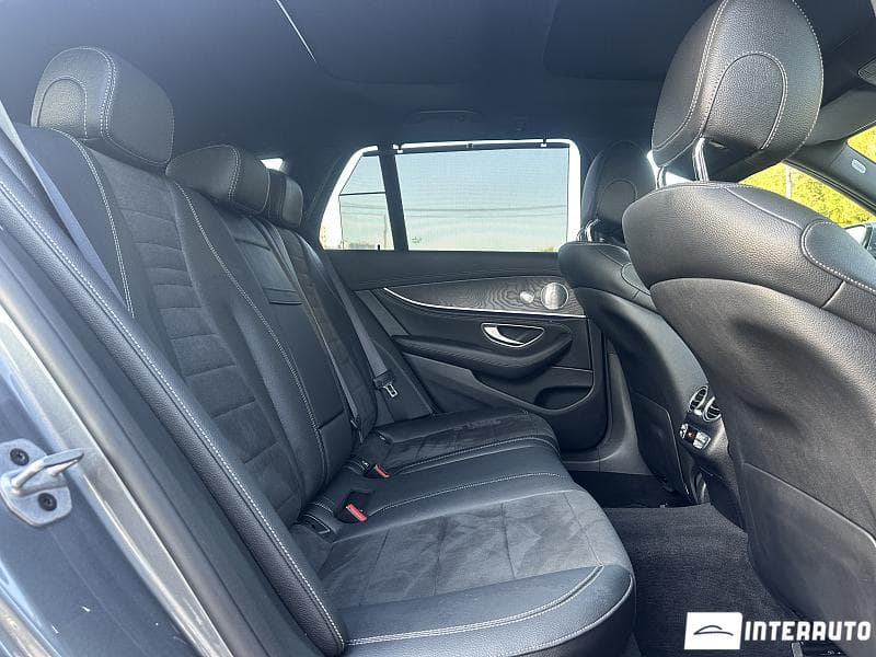 2020 Mercedes E 220 — Miniatură 21