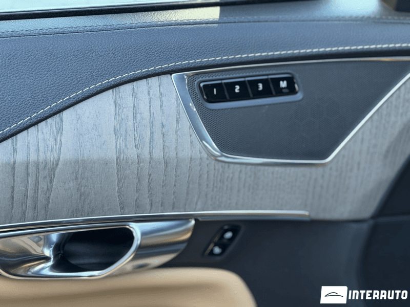 Volvo XC 90 2020 — Миниатюра 9