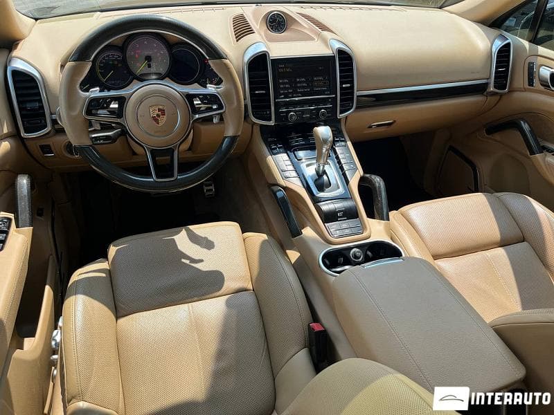 2015 Porsche Cayenne S Hybrid — Miniatură 7