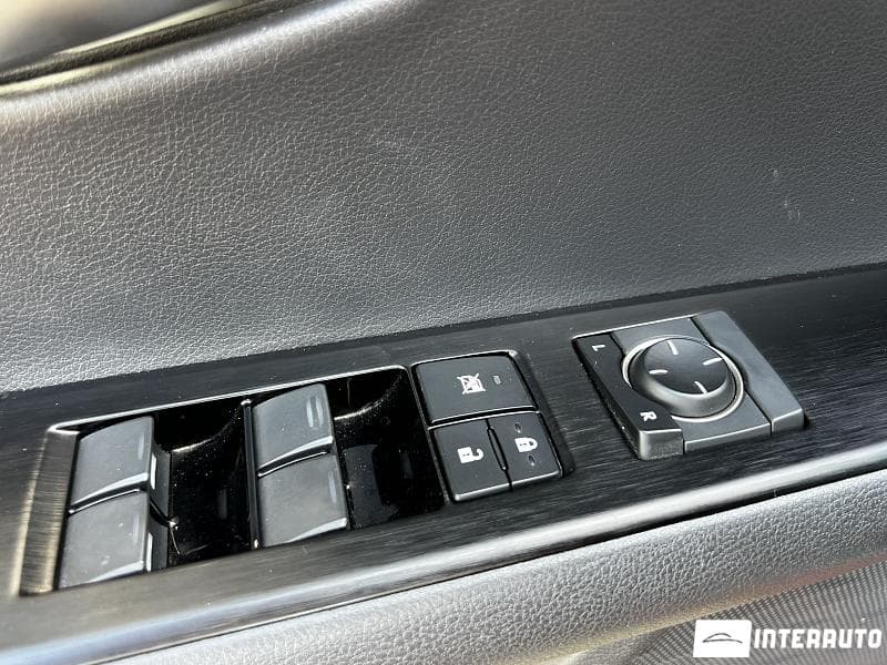 Lexus UX 200 2018 — Миниатюра 14