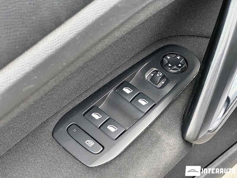 2019 Peugeot 308 — Miniatură 17