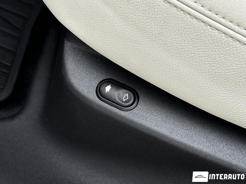 2019 Land Rover Range Rover Velar — Miniatură 14