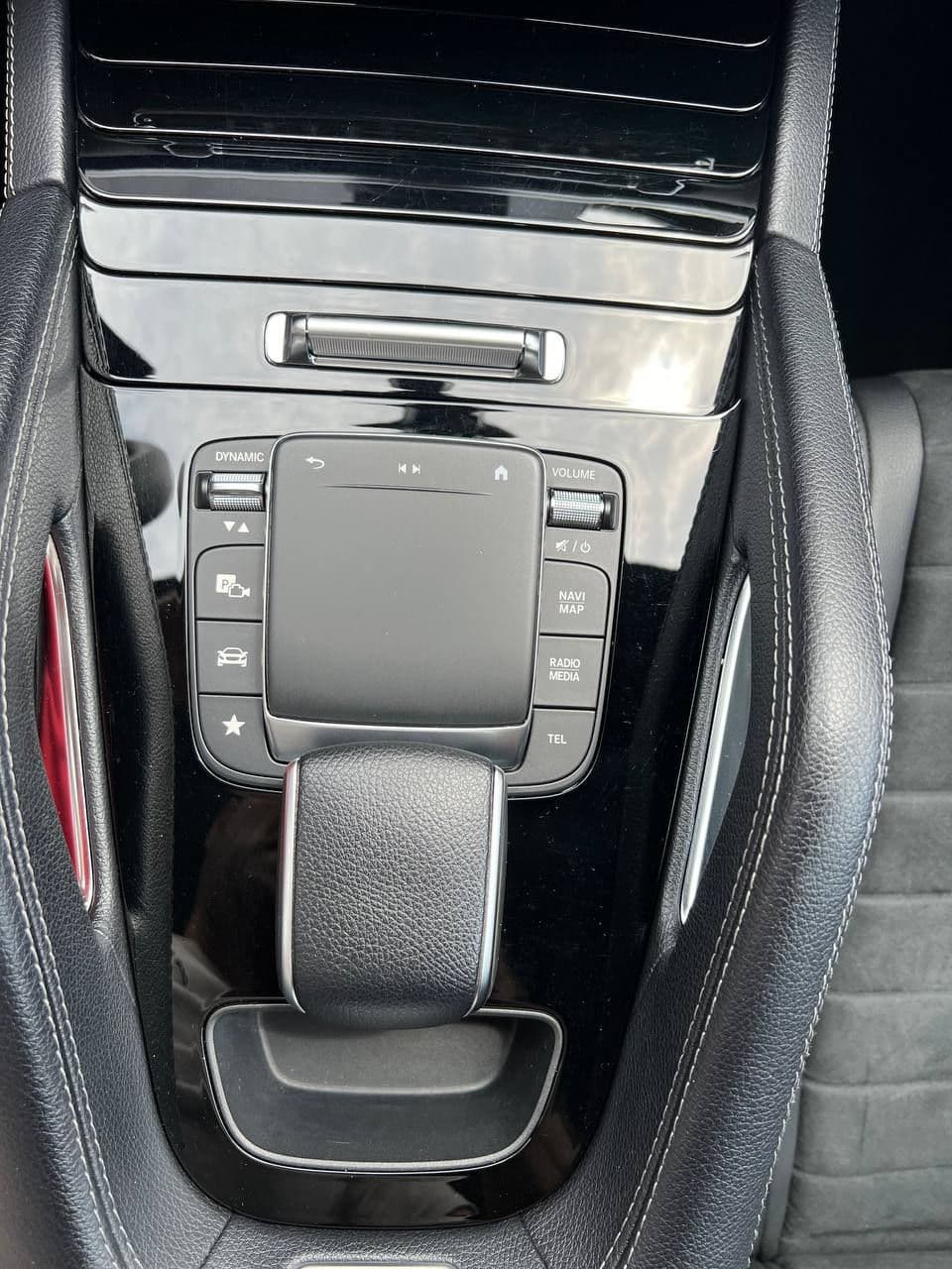 2020 Mercedes GLE 300d — Miniatură 13