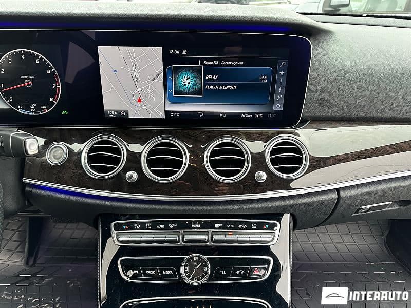 2016 Mercedes E 200 — Miniatură 11