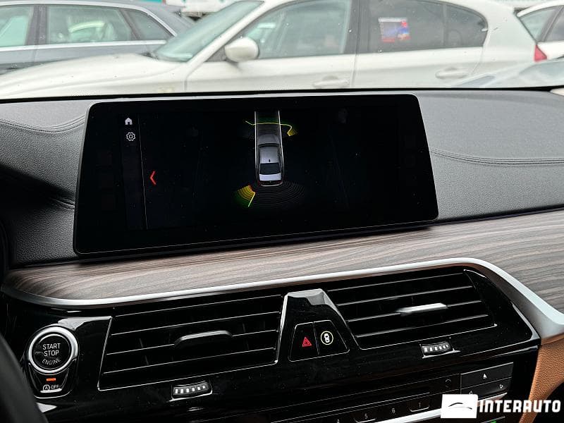 BMW 520 2017 — Миниатюра 11