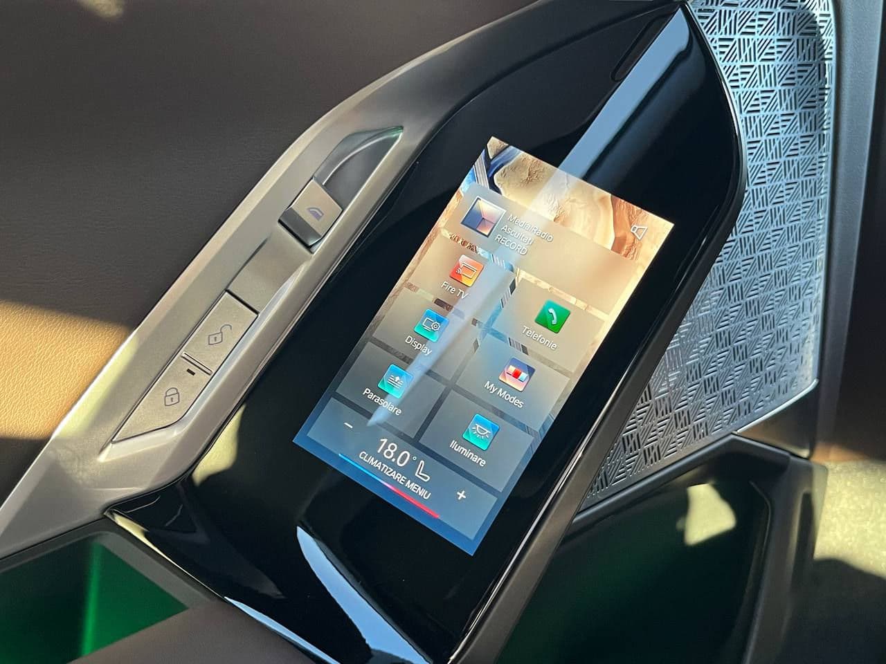 2023 BMW 740 — Miniatură 19