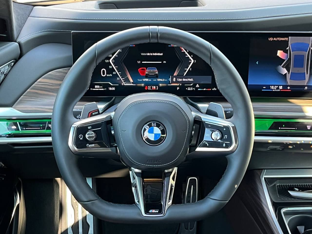 2023 BMW 740 — Miniatură 10