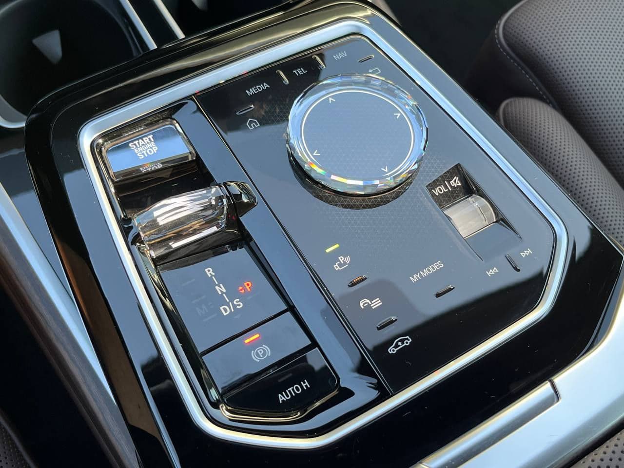 2023 BMW 740 — Miniatură 17