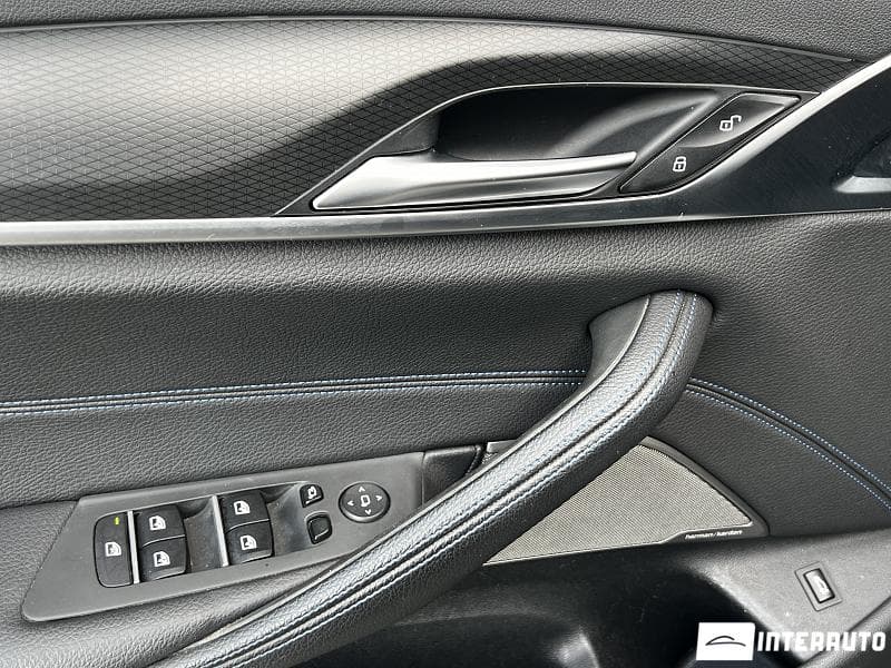 2020 BMW 520 — Miniatură 15