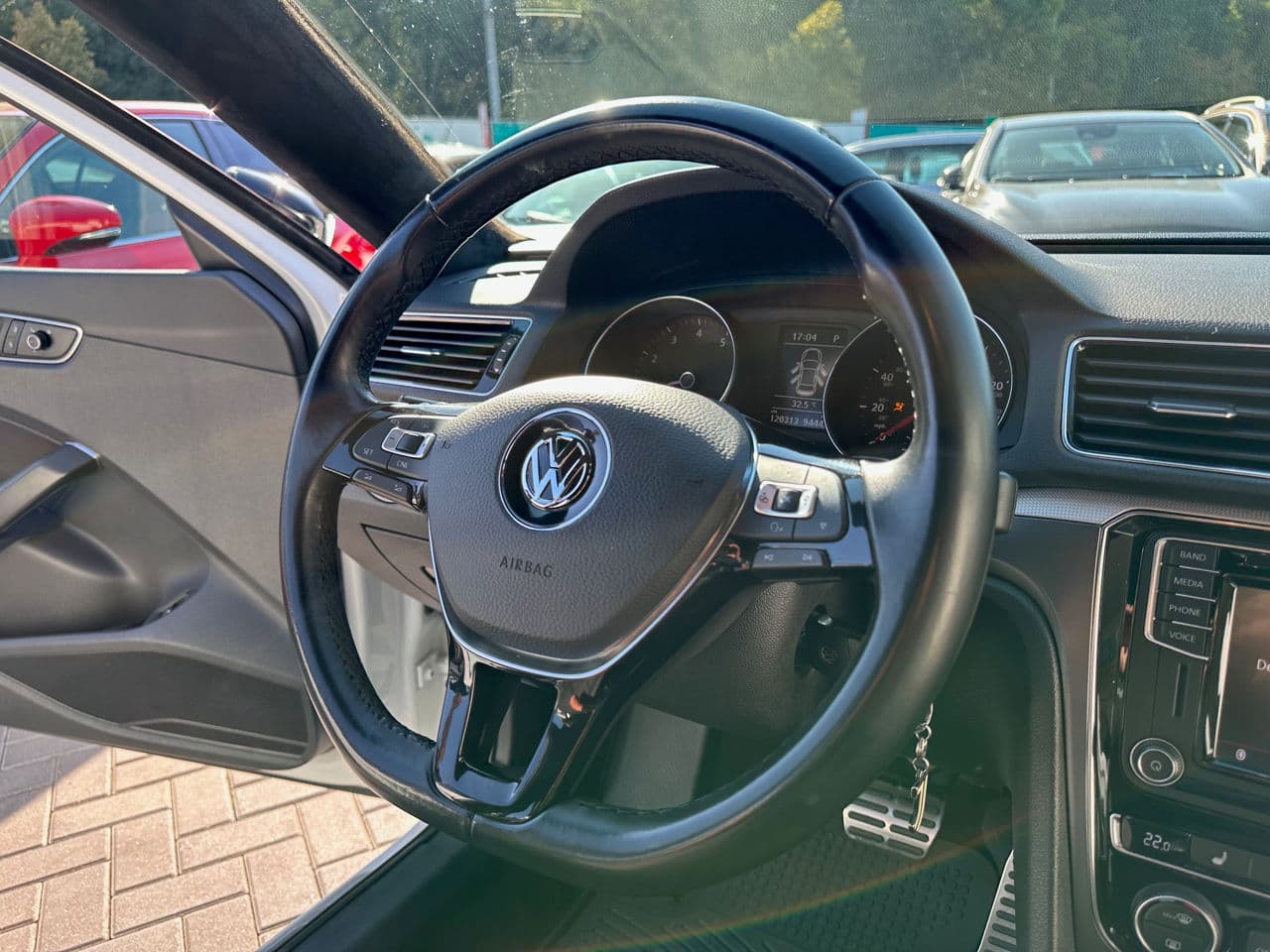 Volkswagen Passat 2016 — Миниатюра 10