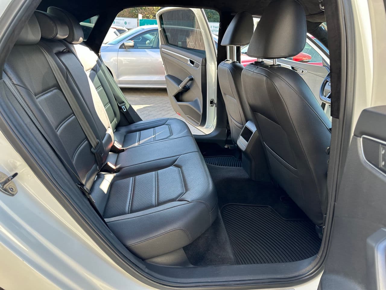 Volkswagen Passat 2016 — Миниатюра 8