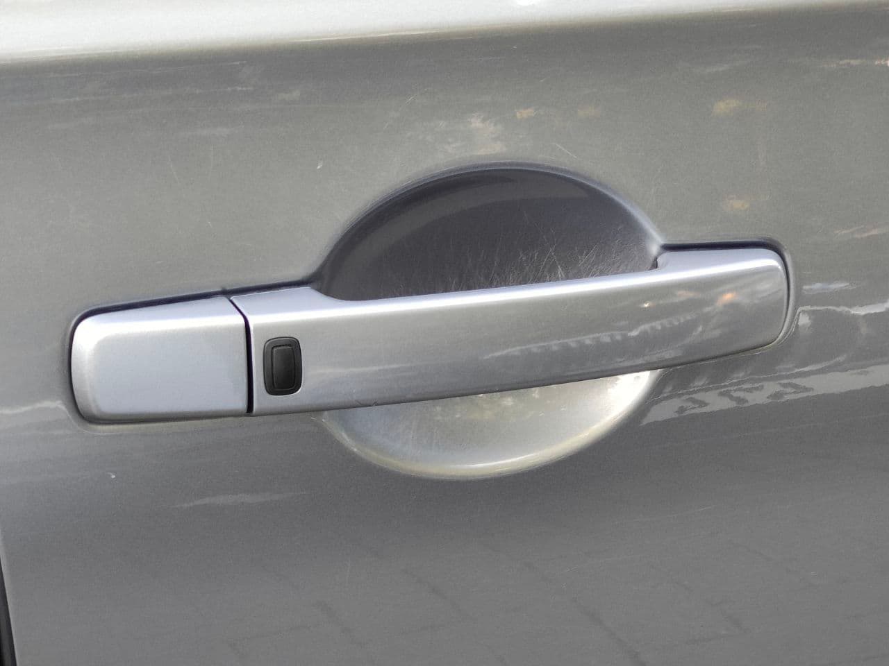 2011 Nissan Qashqai+2 — Miniatură 17