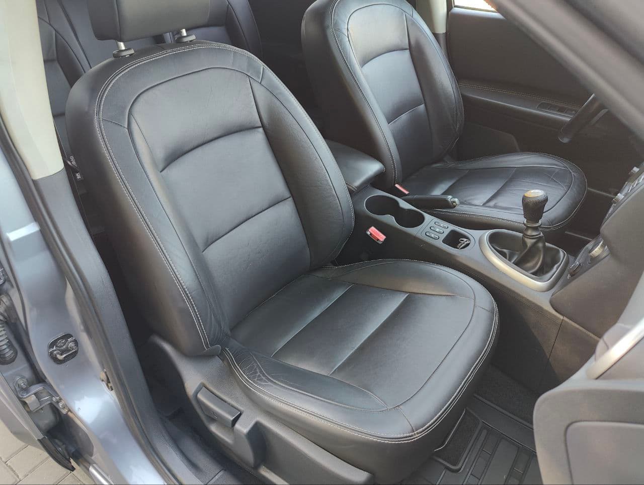 2011 Nissan Qashqai+2 — Miniatură 6