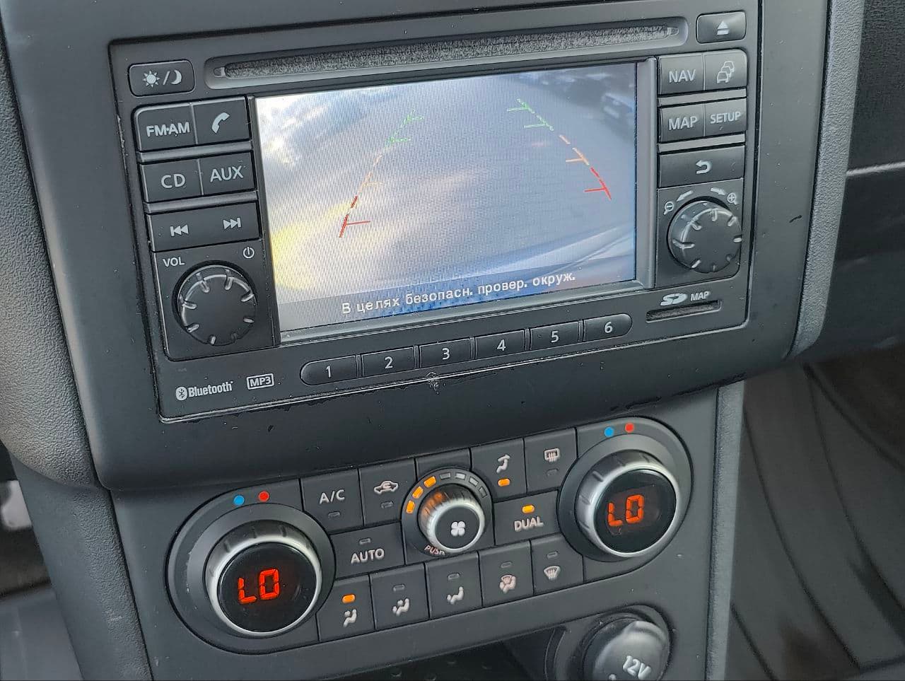 2011 Nissan Qashqai+2 — Miniatură 12
