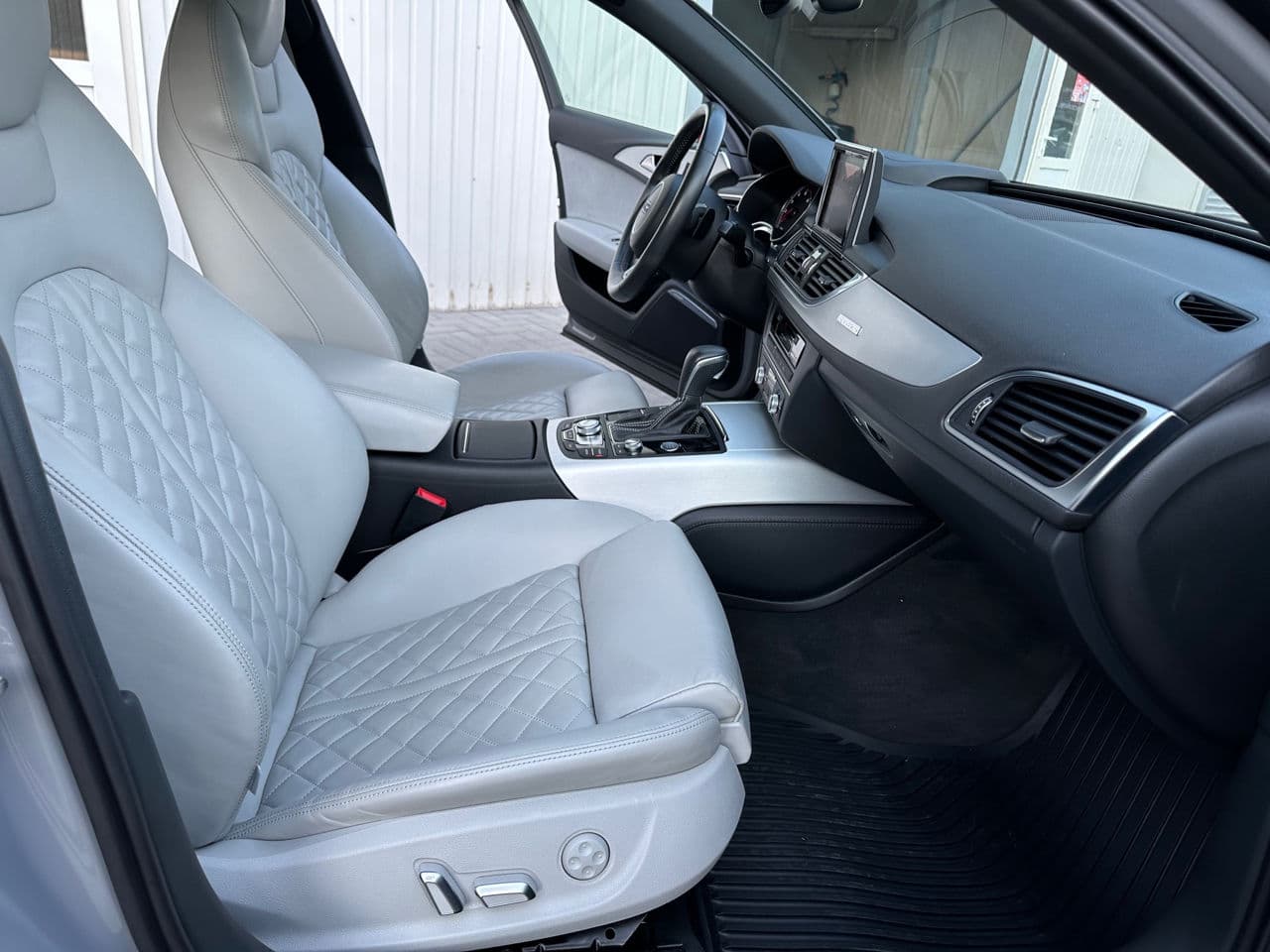 Audi A6 2018 — Миниатюра 6