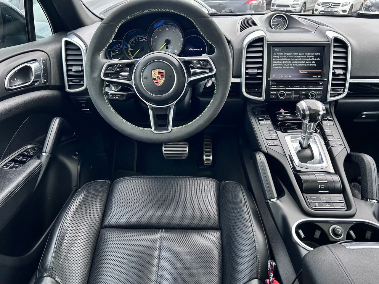 2016 Porsche Cayenne S Hybrid — Miniatură 9