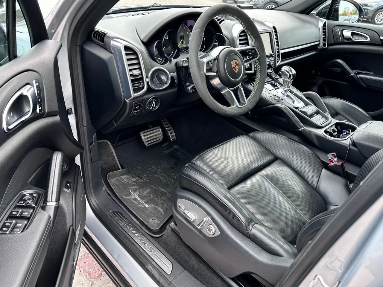 2016 Porsche Cayenne S Hybrid — Miniatură 6