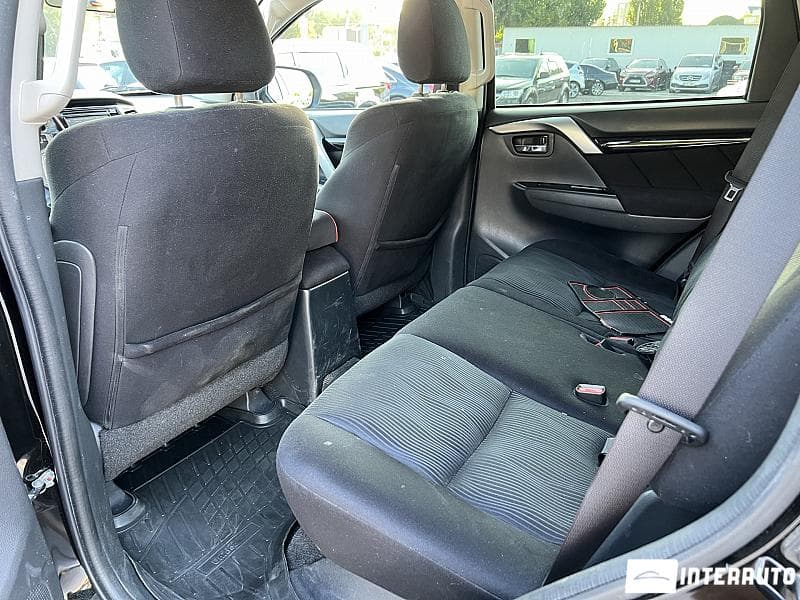 2016 Mitsubishi Pajero Sport — Miniatură 21