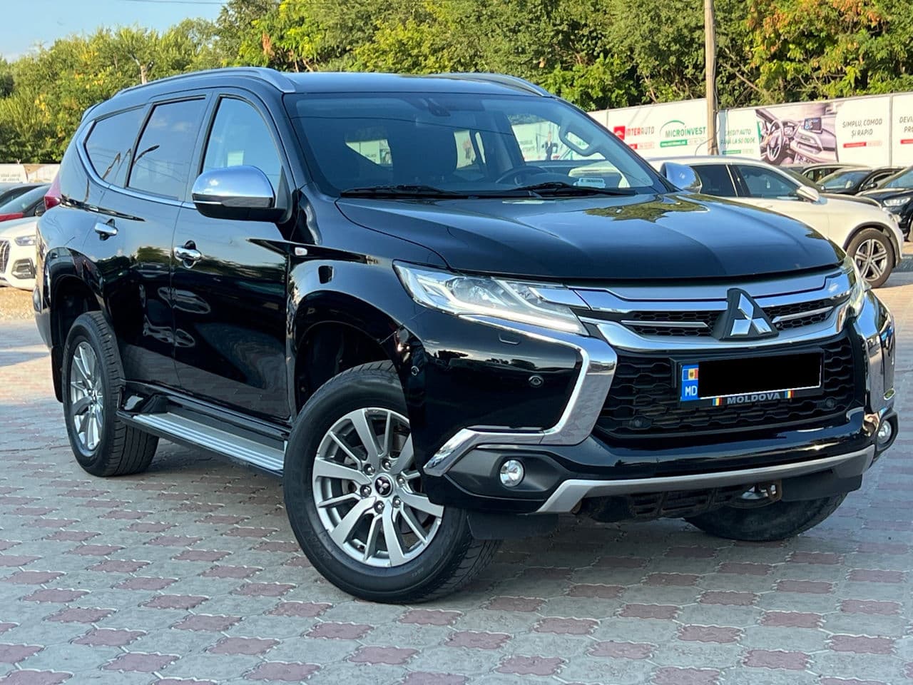 2016 Mitsubishi Pajero Sport — Miniatură 4