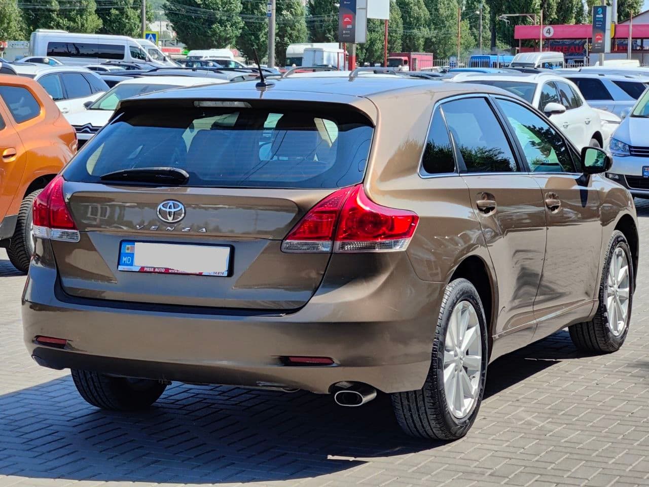 2009 Toyota Venza — Miniatură 2