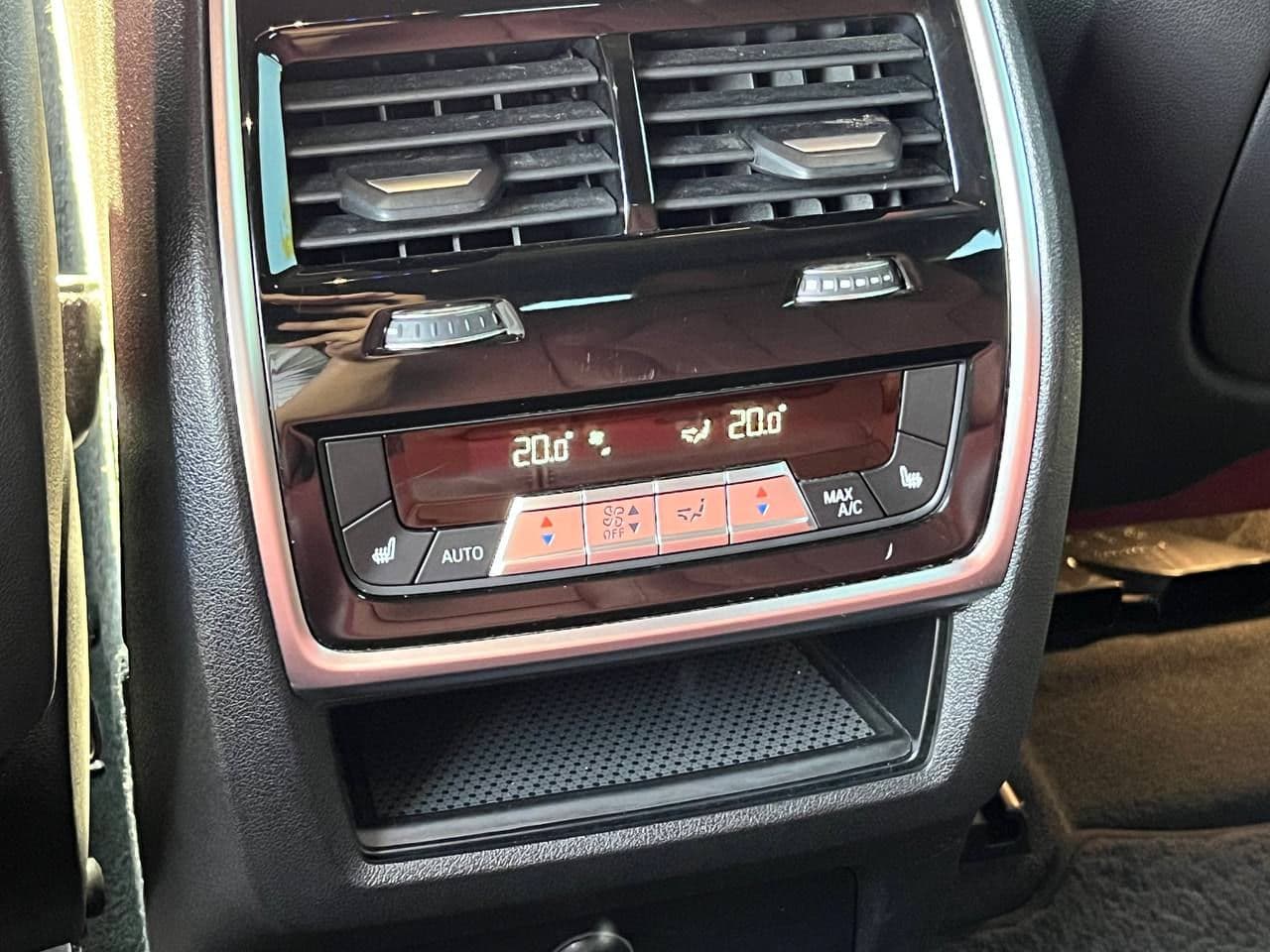 2020 BMW X6 4.0i — Miniatură 19