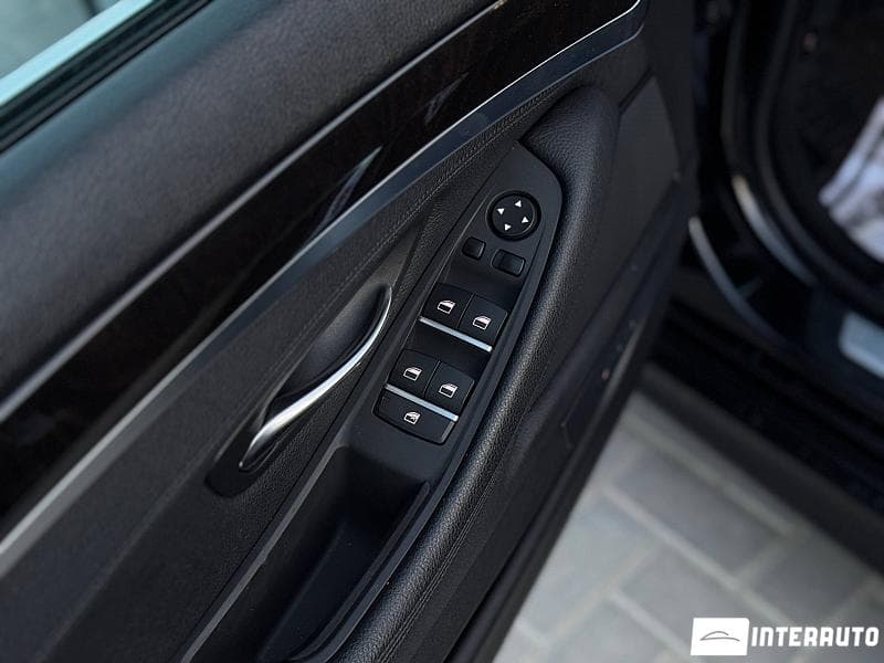 2016 BMW 528 — Miniatură 17