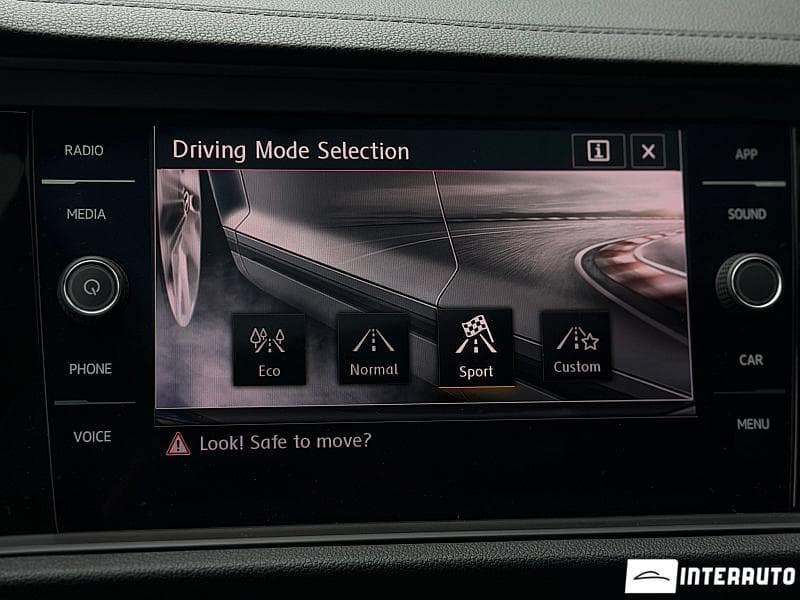 2019 Volkswagen Jetta GLI — Miniatură 14