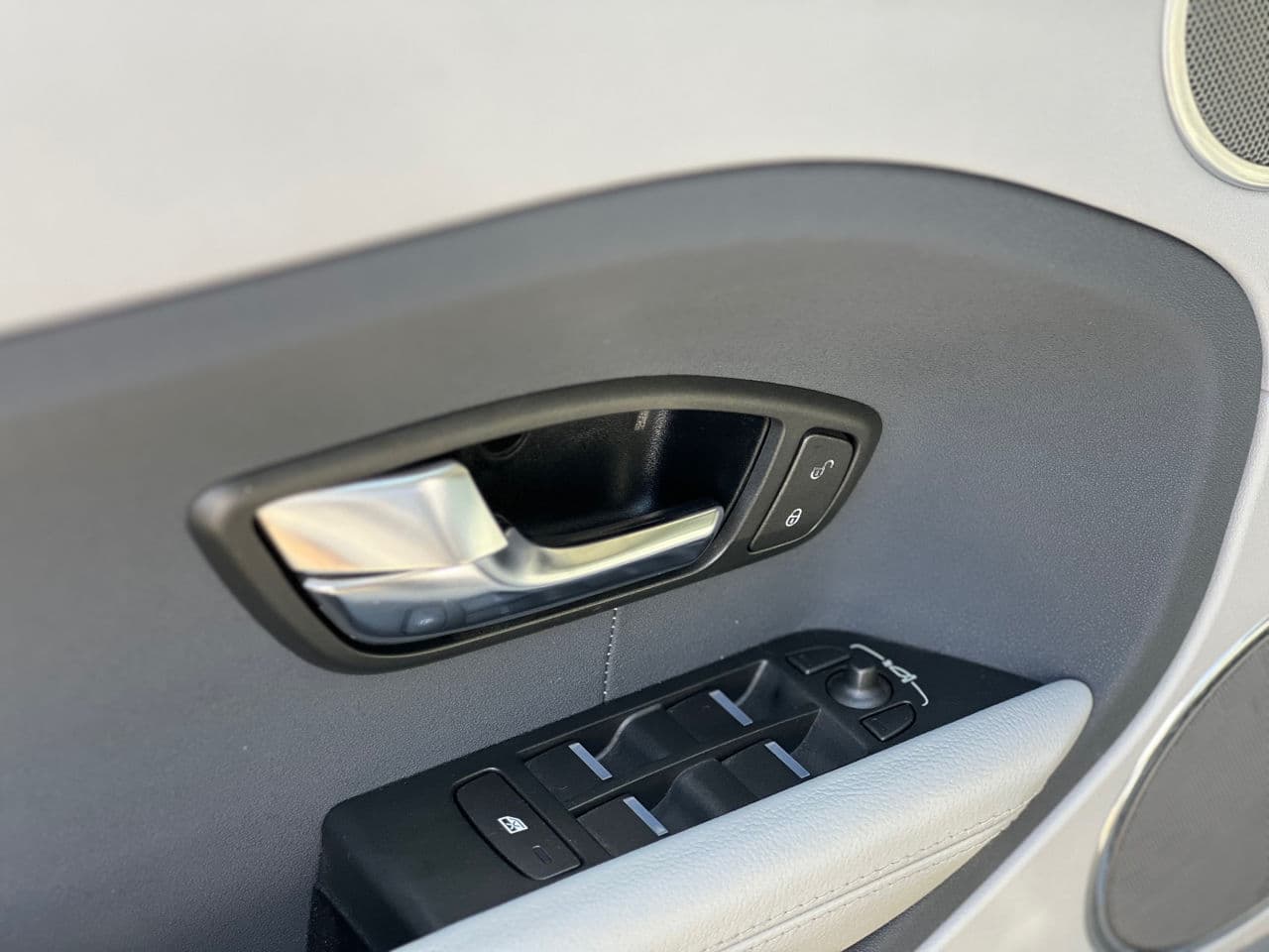 2013 Land Rover Range Rover Evoque — Miniatură 5