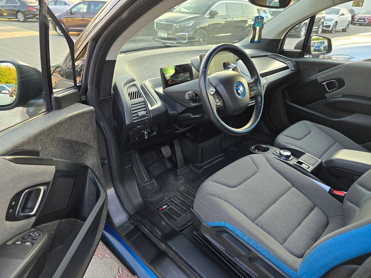 BMW i3 2014 — Миниатюра 5