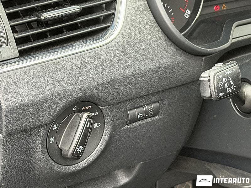 2016 Skoda Octavia — Miniatură 10