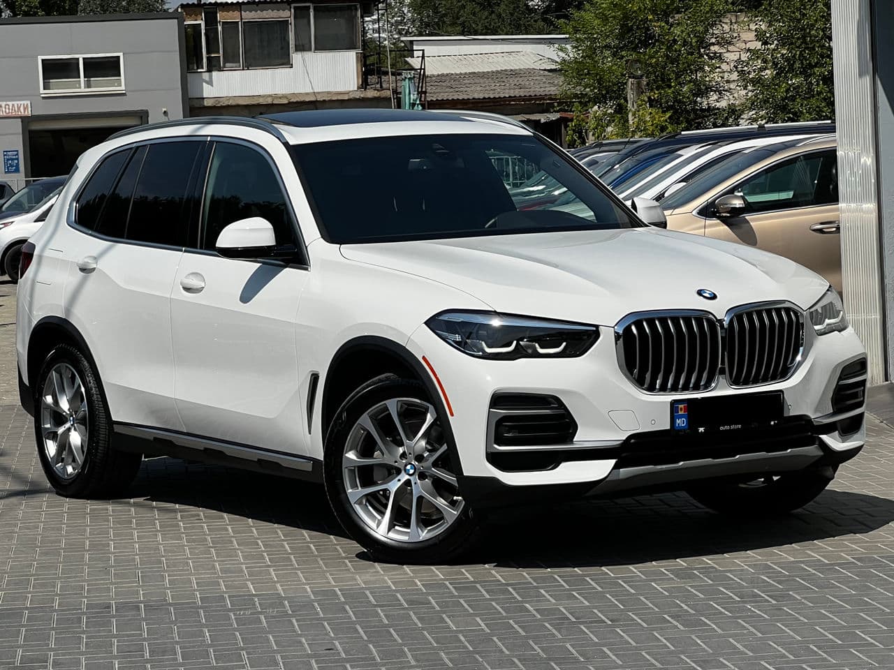 2021 BMW X5 4.0i — Miniatură 2