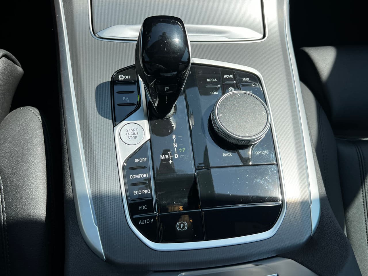 2021 BMW X5 4.0i — Miniatură 13
