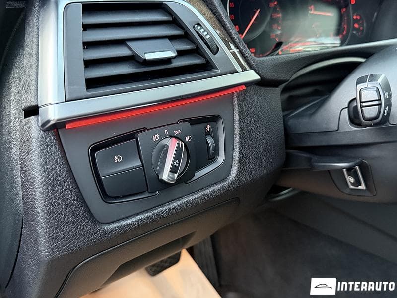 2016 BMW 340 — Miniatură 20
