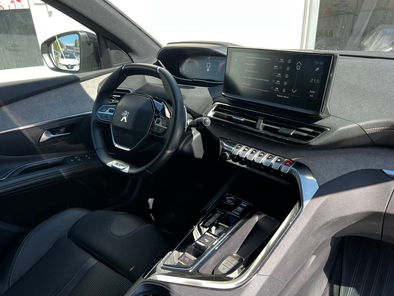 2023 Peugeot 3008 — Miniatură 6