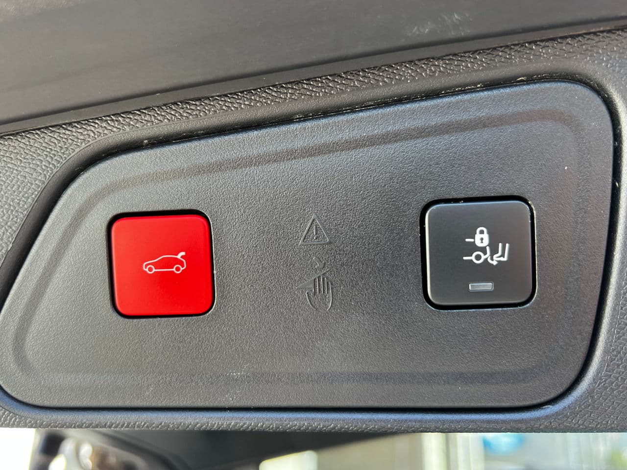 2023 Peugeot 3008 — Miniatură 19