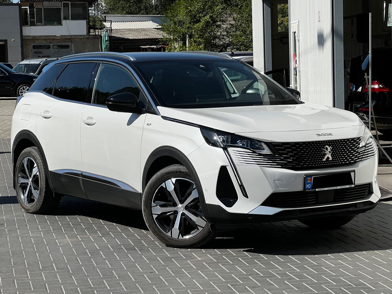 2023 Peugeot 3008 — Miniatură 3