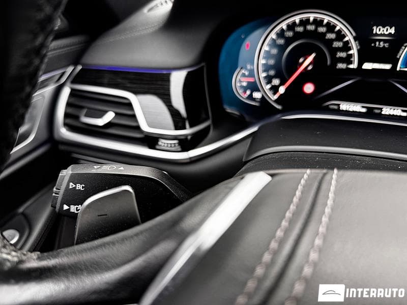 2017 BMW 740e — Miniatură 14