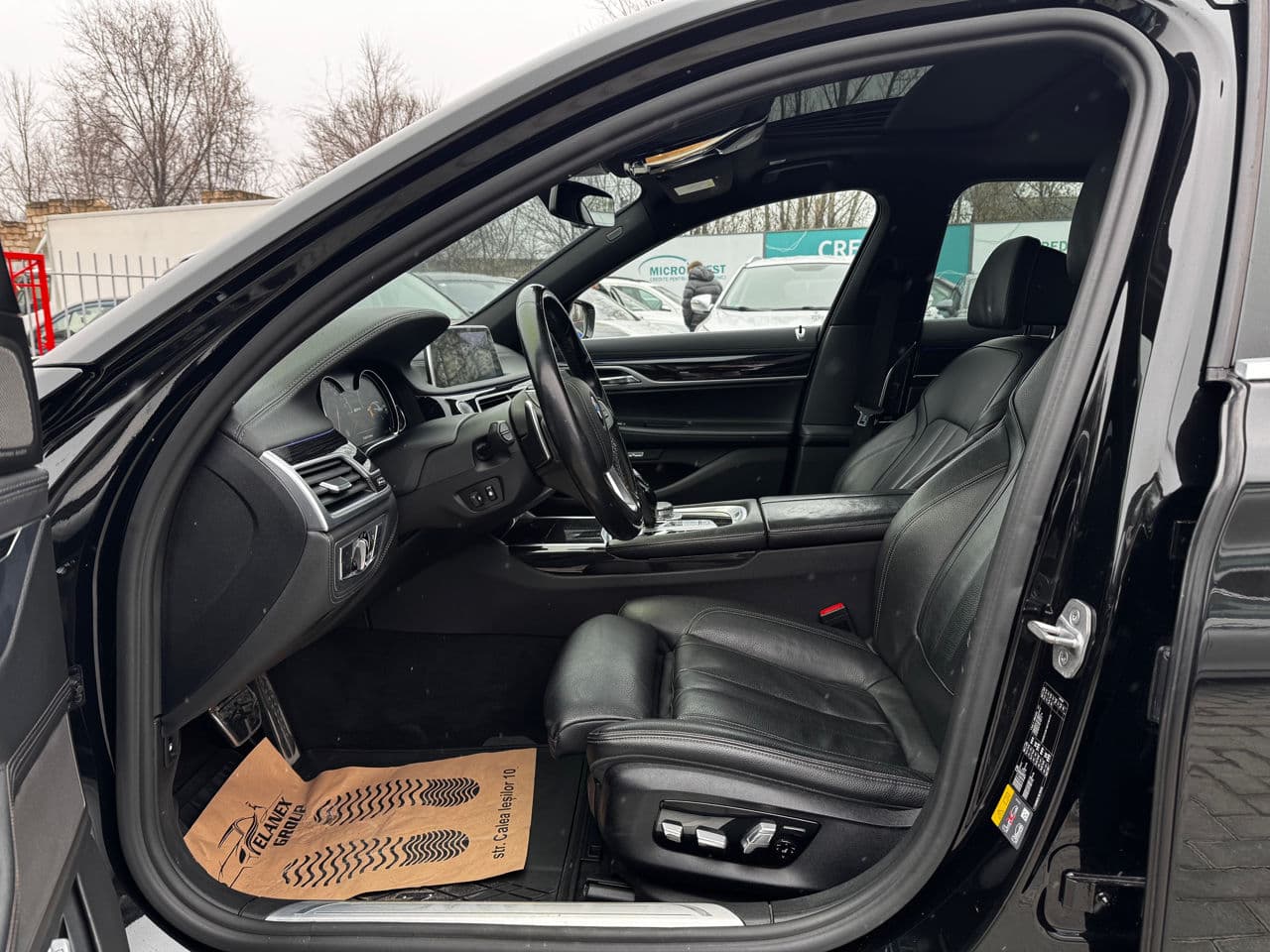 2017 BMW 740e — Miniatură 5