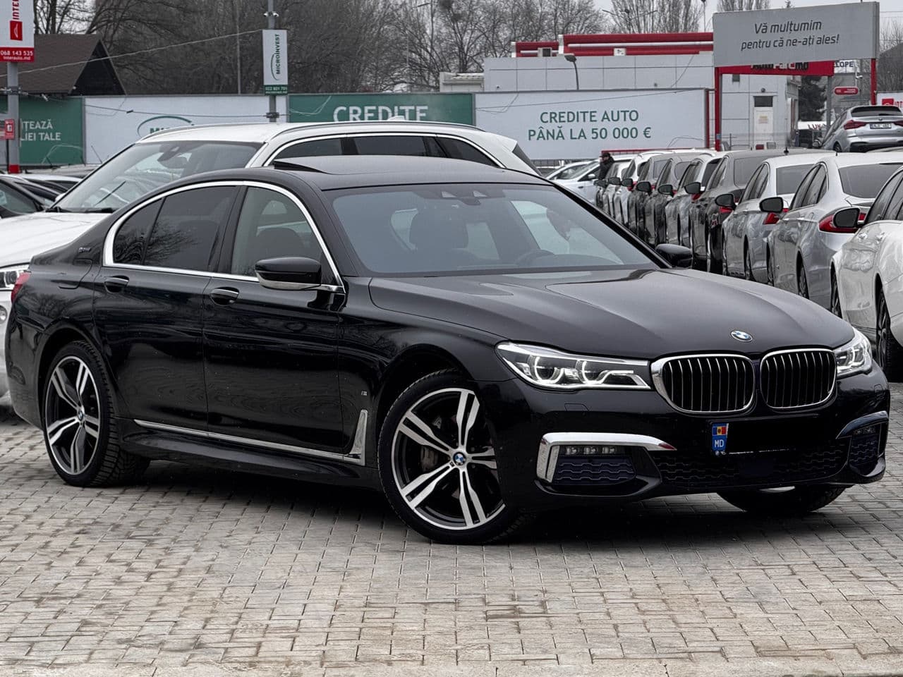 2017 BMW 740e — Miniatură 2