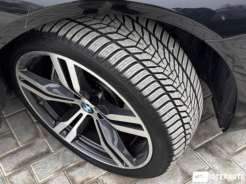 2017 BMW 740e — Miniatură 24