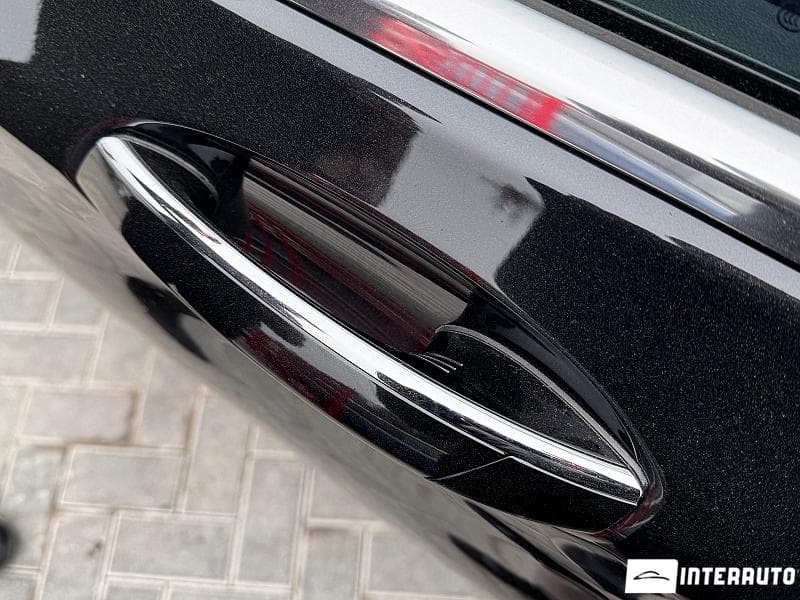 2017 BMW 740e — Miniatură 25