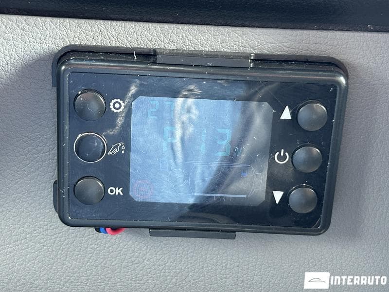 2011 Mercedes Sprinter — Miniatură 16