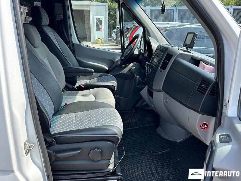 2011 Mercedes Sprinter — Miniatură 15