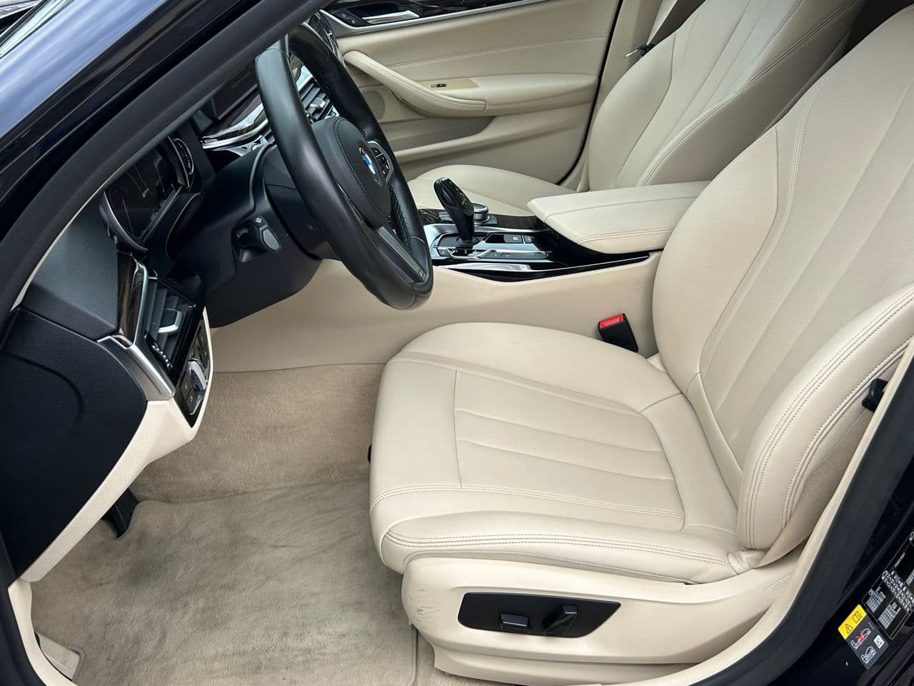 2019 BMW 530e — Miniatură 7