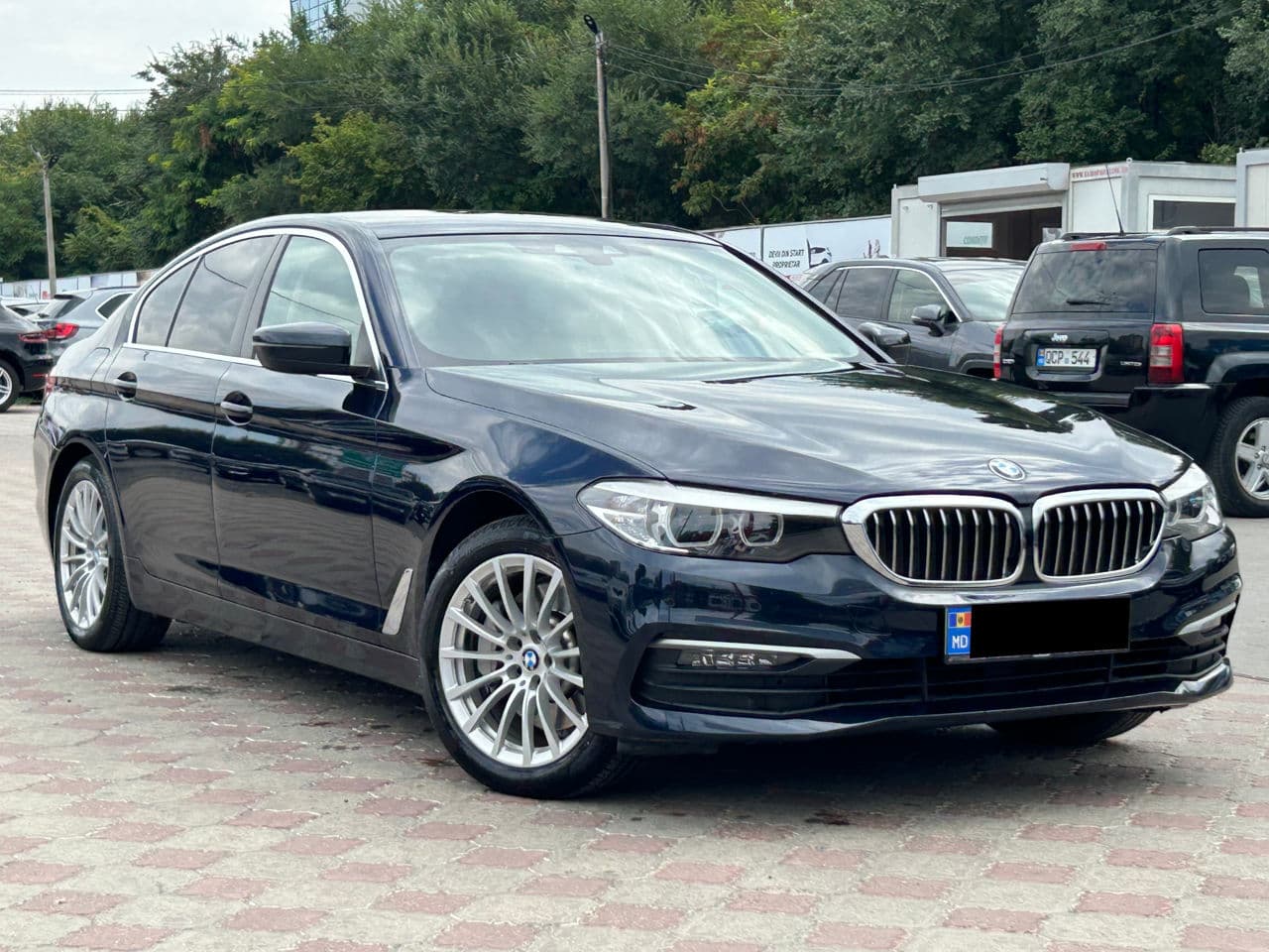 2019 BMW 530e — Miniatură 4