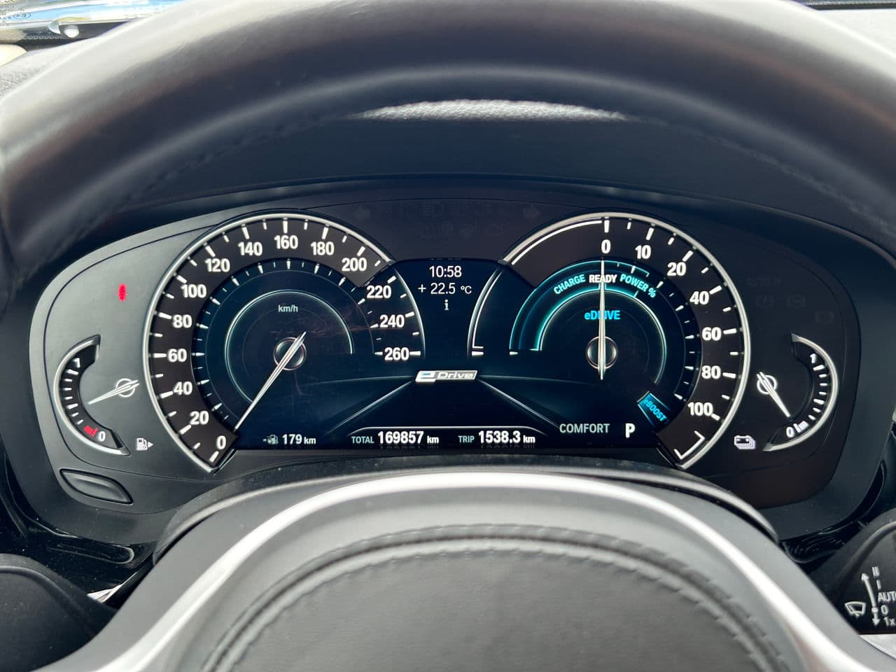 2019 BMW 530e — Miniatură 11