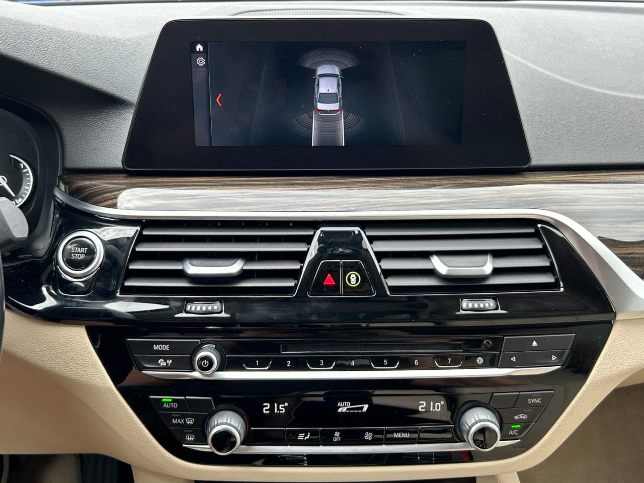 2019 BMW 530e — Miniatură 12