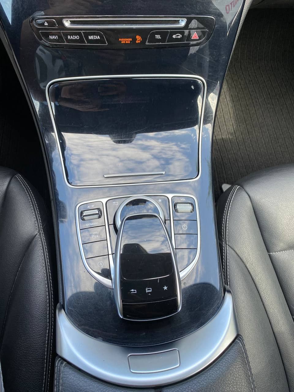 2015 Mercedes C 180 — Miniatură 15